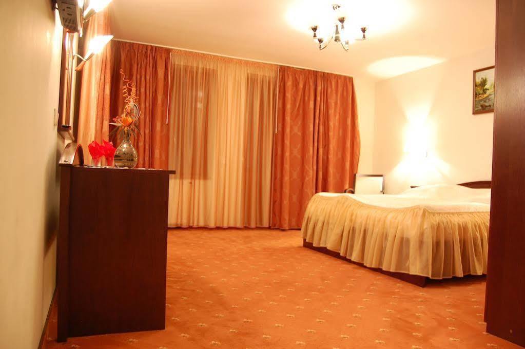 Hotel Esprit Μπρασόβ Εξωτερικό φωτογραφία